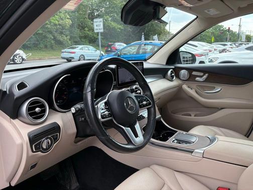 2021 Mercedes-Benz GLC 300 Base 4MATIC