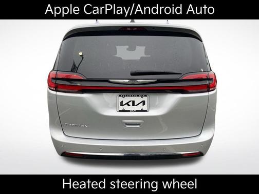 2023 Chrysler Pacifica Touring-L
