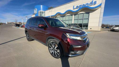 2022 Honda Pilot Touring 8-Passenger