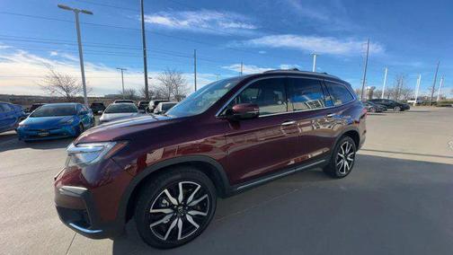 2022 Honda Pilot Touring 8-Passenger