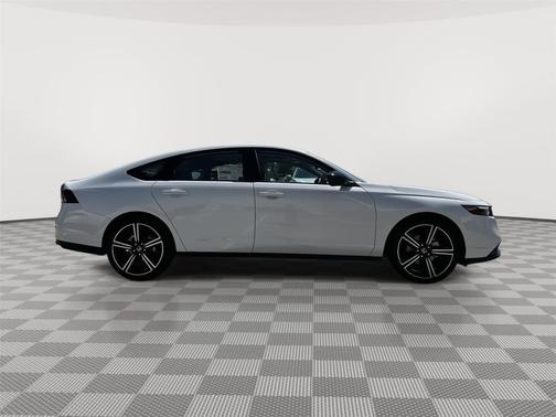 Platinum White Pearl 2026 Honda Accord SE
