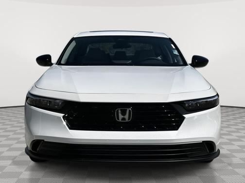 Platinum White Pearl 2026 Honda Accord SE