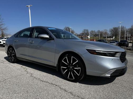 2023 Honda Accord Hybrid Touring