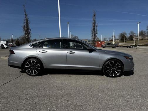 2023 Honda Accord Hybrid Touring