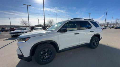 2025 Honda Pilot TrailSport