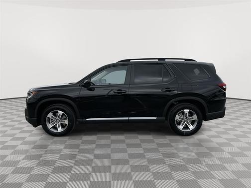 Crystal Black Pearl 2026 Honda Pilot EX-L