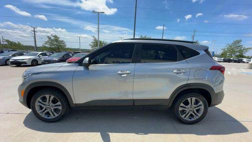 2021 Kia Seltos S