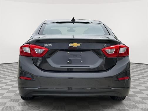 Tungsten Metallic 2017 Chevrolet Cruze LT