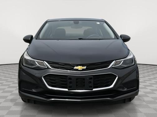Tungsten Metallic 2017 Chevrolet Cruze LT