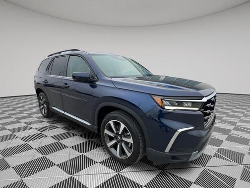 2023 Honda Pilot AWD Elite
