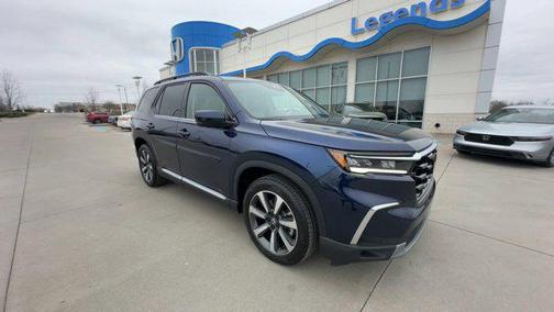 2023 Honda Pilot AWD Elite