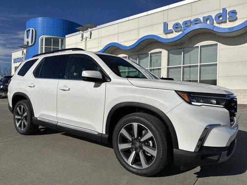 2025 Honda Pilot Touring 8-Passenger
