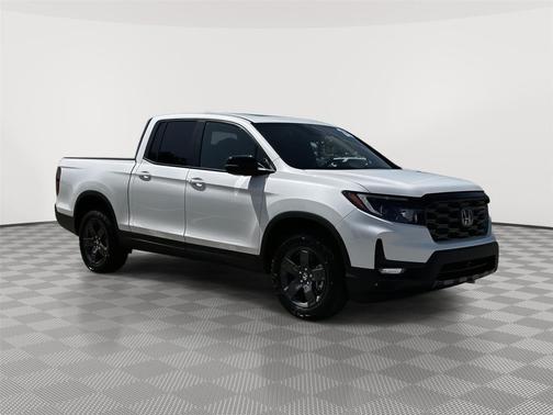 Platinum White Pearl 2026 Honda Ridgeline TrailSport