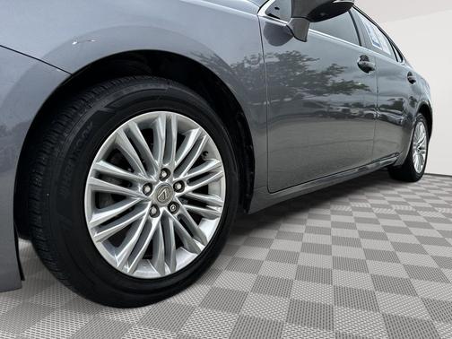 Nebula Gray Pearl 2015 Lexus ES 350 Crafted Line