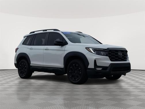 Platinum White Pearl 2022 Honda Passport AWD TrailSport