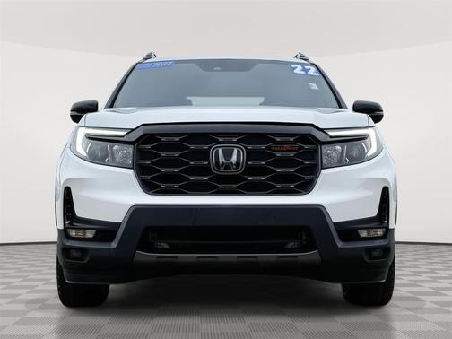 Platinum White Pearl 2022 Honda Passport AWD TrailSport