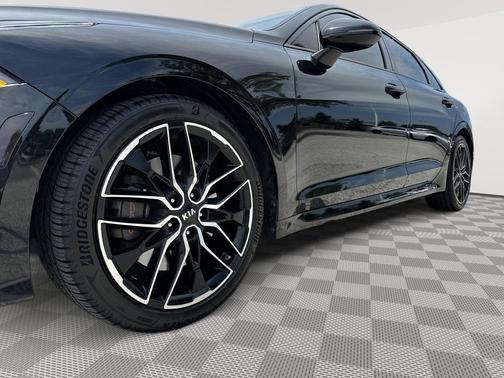 Ebony Black 2021 Kia K5 GT