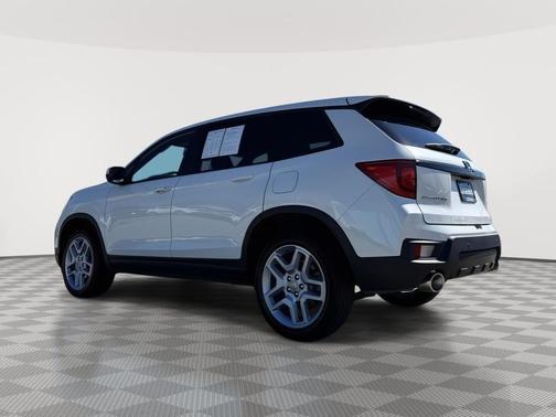 Platinum White Pearl 2025 Honda Passport AWD EX-L