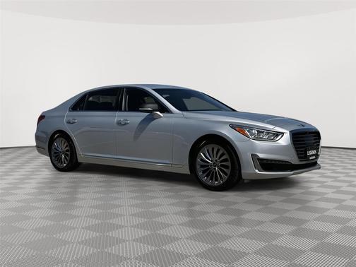 Santiago Silver 2019 Genesis G90 Premium