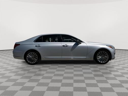 Santiago Silver 2019 Genesis G90 Premium