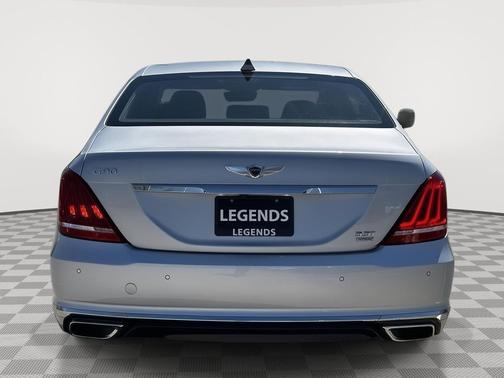 Santiago Silver 2019 Genesis G90 Premium