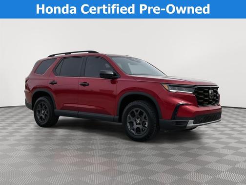 Radiant Red Metallic II 2025 Honda Pilot TrailSport