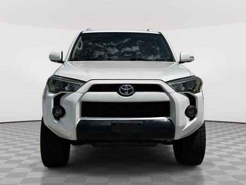 Blizzard Pearl Metallic 2013 Toyota 4Runner SR5