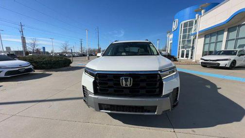 2026 Honda Pilot Touring 8-Passenger