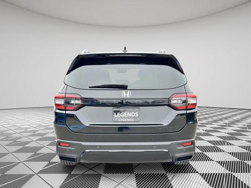 2026 Honda Pilot Black Edition