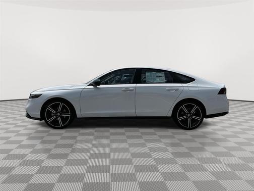 Platinum White Pearl 2026 Honda Accord SE