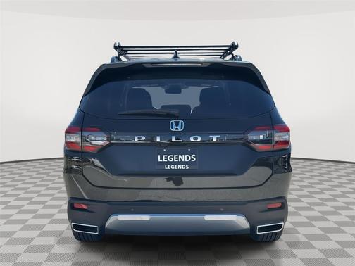 Crystal Black Pearl 2026 Honda Pilot EX-L