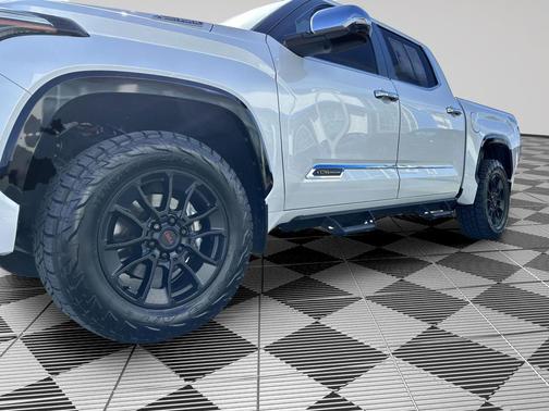 2025 Toyota Tundra Hybrid 1794 Edition