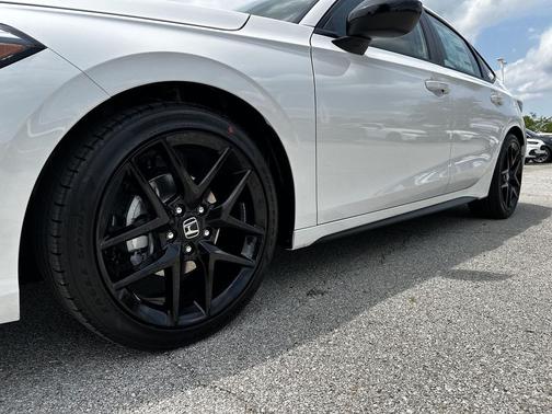 Platinum White Pearl 2026 Honda Civic Sport