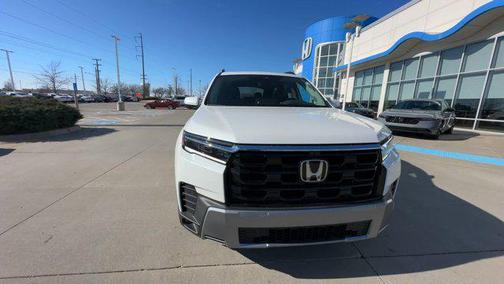 2026 Honda Pilot Touring 8-Passenger