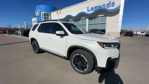 2026 Honda Pilot Touring 8-Passenger