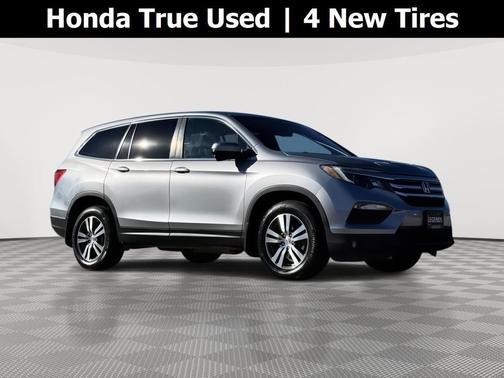Lunar Silver Metallic 2017 Honda Pilot EX-L