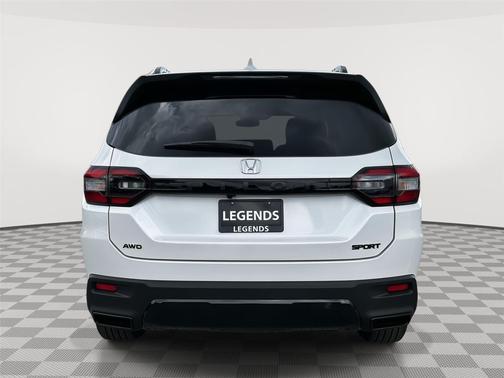 Platinum White Pearl 2026 Honda Pilot Sport