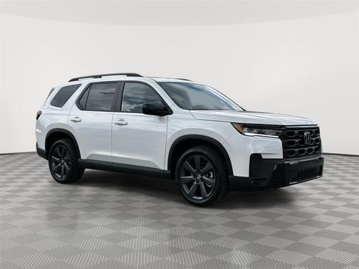 Platinum White Pearl 2026 Honda Pilot Sport