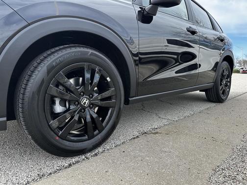 Crystal Black Pearl 2026 Honda HR-V AWD Sport