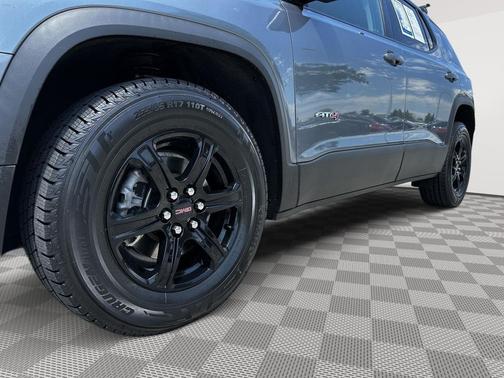 Satin Steel Metallic 2021 GMC Acadia AWD AT4