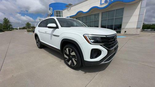 2024 Volkswagen Atlas Cross Sport 2.0T SE w/Technology