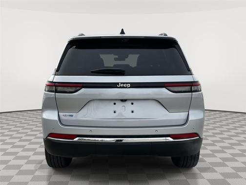 2022 Jeep Grand Cherokee 4xe Base
