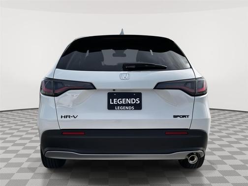 Platinum White Pearl 2026 Honda HR-V AWD Sport