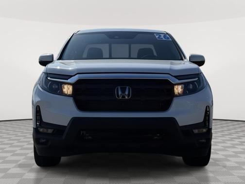 Platinum White Pearl 2026 Honda Ridgeline RTL