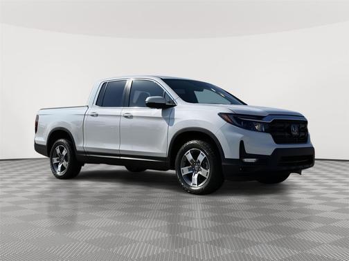 Platinum White Pearl 2026 Honda Ridgeline RTL