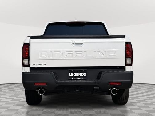 Platinum White Pearl 2026 Honda Ridgeline RTL