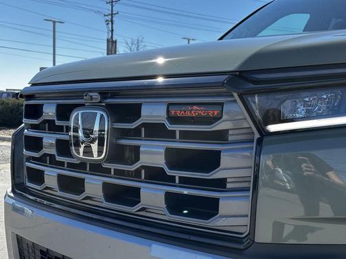2026 Honda Pilot TrailSport