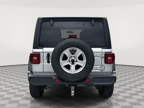 Silver Zynith Clearcoat 2022 Jeep Wrangler Unlimited Sport