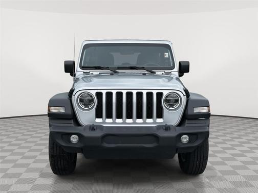 Silver Zynith Clearcoat 2022 Jeep Wrangler Unlimited Sport