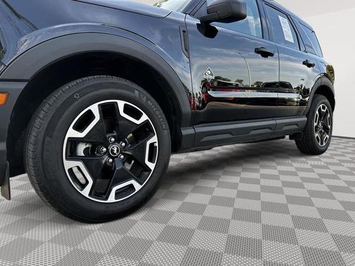 SHADOW BLACK 2024 Ford Bronco Sport Outer Banks